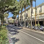 Family In Juan Les Pins Apartment Antibes